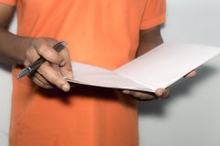 Situación del hombre de negocios y trabajo con los documentos fotos de archivo libres de regalías Situación del hombre de negocios y trabajo con los documentos fotos de archivo libres de regalías