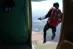 skydiving Μια στιγμή της εξόδου στοκ εικόνες με δικαίωμα ελεύθερης χρήσης skydiving Μια στιγμή της εξόδου στοκ εικόνες με δικαίωμα ελεύθερης χρήσης