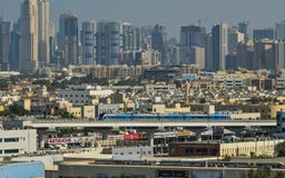 Skyline de Dubai do ar imagens de stock royalty free Skyline de Dubai do ar imagens de stock royalty free