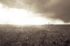 Skyline de Paris com torre Eiffel fotografia de stock Skyline de Paris com torre Eiffel fotografia de stock