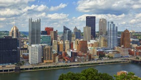Skyline de Pittsburgh fotografia de stock Skyline de Pittsburgh fotografia de stock