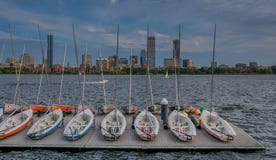 Skyline von Boston vom Fluss stockfotos Skyline von Boston vom Fluss stockfotos
