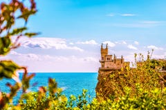 Slott för rede för svala` s på en vagga yalta Gaspra crimea royaltyfria bilder Slott för rede för svala` s på en vagga yalta Gaspra crimea royaltyfria bilder