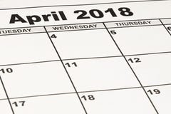 Sluit kalenderdocument omhoog blad April 2018 royalty-vrije stock afbeelding Sluit kalenderdocument omhoog blad April 2018 royalty-vrije stock afbeelding