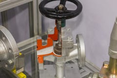Sluit omhoog detail binnen van bolklep voor industrieel bij fabriek stock afbeelding Sluit omhoog detail binnen van bolklep voor industrieel bij fabriek stock afbeelding
