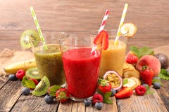 Smoothie de la fruta Imagen de archivo Smoothie de la fruta Imagen de archivo