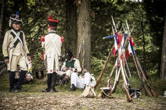 Soldater som vilar för belägringen av slotten av Burgos, Spanien royaltyfri bild Soldater som vilar för belägringen av slotten av Burgos, Spanien royaltyfri bild