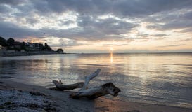 Soluppgång tidigt på morgonen i Nessebar den gamla staden arkivbild Soluppgång tidigt på morgonen i Nessebar den gamla staden arkivbild