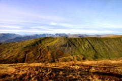 Sonnenlicht-Reiher Pike und Rydal fiel Kante lizenzfreies stockbild Sonnenlicht-Reiher Pike und Rydal fiel Kante lizenzfreies stockbild