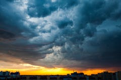 Sonnenuntergang in der Stadt stockfotos Sonnenuntergang in der Stadt stockfotos