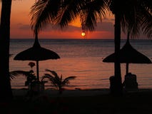 Sonnenuntergang im Paradies lizenzfreie stockfotografie Sonnenuntergang im Paradies lizenzfreie stockfotografie