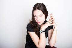 Sorriso amig?vel novo da morena Retrato de uma mulher segura nova, foto de stock Sorriso amig?vel novo da morena Retrato de uma mulher segura nova, foto de stock