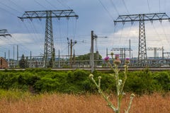 Sottostazione della centrale elettrica di immagazzinaggio mediante pompe Niederwartha fotografie stock Sottostazione della centrale elettrica di immagazzinaggio mediante pompe Niederwartha fotografie stock