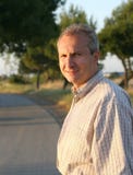 Sourire mûr d'homme Sourire mûr d'homme
