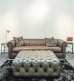 Spacious living room with huge sofa in a luxury house royalty free stock image Spacious living room with huge sofa in a luxury house royalty free stock image