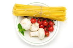 Spaghetti With Ingridients Stock Photography Spaghetti With Ingridients Stock Photography