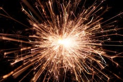 Sparkler przed czarnym tłem fotografia royalty free Sparkler przed czarnym tłem fotografia royalty free