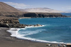 Spiaggia nera in Fuertaventura Fotografia Stock Libera da Diritti Spiaggia nera in Fuertaventura Fotografia Stock Libera da Diritti