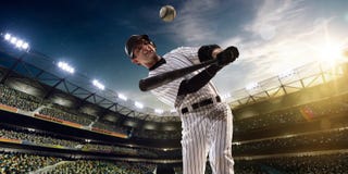 Spieler des professionellen Baseballs in der Aktion stockfoto Spieler des professionellen Baseballs in der Aktion stockfoto