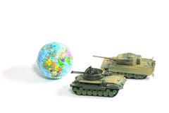 Spielwaren-Behälterplastik als Weltkrieg auf weißem Hintergrund, Krieg, kämpft a Lizenzfreies Stockbild Spielwaren-Behälterplastik als Weltkrieg auf weißem Hintergrund, Krieg, kämpft a Lizenzfreies Stockbild