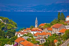 Splitska-Bucht auf Brac-Inselansicht Stockbilder Splitska-Bucht auf Brac-Inselansicht Stockbilder