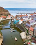 Staithes Yorkshire Inglaterra Reino Unido foto de stock royalty free Staithes Yorkshire Inglaterra Reino Unido foto de stock royalty free