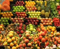 Stalla della verdura e della frutta fotografia stock libera da diritti Stalla della verdura e della frutta fotografia stock libera da diritti
