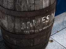 Stara Jameson Whisky Irlandzka baryłka w Dublin, Irlandia fotografia stock Stara Jameson Whisky Irlandzka baryłka w Dublin, Irlandia fotografia stock