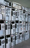 Starzy osobiści komputery i komputer osobisty skrzynki Zdjęcie Stock Starzy osobiści komputery i komputer osobisty skrzynki Zdjęcie Stock