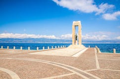 Statue de déesse d'Athéna, Reggio Di Calabria, Italie du sud images stock Statue de déesse d'Athéna, Reggio Di Calabria, Italie du sud images stock
