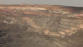 Steinbruchpanorama, Karrierepanorama-Gesamtplan stock footage Steinbruchpanorama, Karrierepanorama-Gesamtplan stock footage