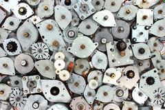 Stepper motoren als industriële e-afval achtergrond royalty-vrije stock afbeelding Stepper motoren als industriële e-afval achtergrond royalty-vrije stock afbeelding