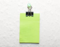 sticky-notes-wall-paper-clip-pinned-5416