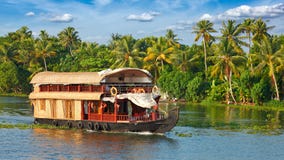 stojących wod houseboat ind Kerala zdjęcia stock stojących wod houseboat ind Kerala zdjęcia stock