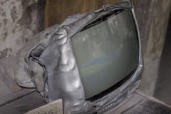 Stopiony telewizor po wulkan erupci fotografia stock Stopiony telewizor po wulkan erupci fotografia stock