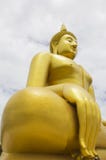 Stor buddha staty på Wat muang med bakgrund för blå himmel, Ang-läderrem Thailand royaltyfria foton Stor buddha staty på Wat muang med bakgrund för blå himmel, Ang-läderrem Thailand royaltyfria foton