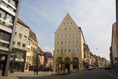 Straßenansicht über Schnitt Von Josephspl, Von Kaiserstrasse Und Von  Adlerstrasse In Nürnberg Redaktionelles Stockbild - Bild von kaiserstrasse,  josephspl: 75101459