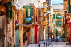 Straat van Valletta-stad royalty-vrije stock foto Straat van Valletta-stad royalty-vrije stock foto