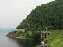 Strada di Circum Baikal - la parte storica del railw del siberiano del trasporto fotografie stock libere da diritti Strada di Circum Baikal - la parte storica del railw del siberiano del trasporto fotografie stock libere da diritti