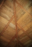 Stralen en houten structuur van een dak royalty-vrije stock foto Stralen en houten structuur van een dak royalty-vrije stock foto