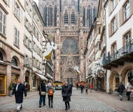 Strasburgo Francia dopo i attacchi terroristici al mercato di Natale immagini stock libere da diritti Strasburgo Francia dopo i attacchi terroristici al mercato di Natale immagini stock libere da diritti