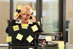 Stress Im Büro - Multitasking Royalty Free Stock Photo Stress Im Büro - Multitasking Royalty Free Stock Photo