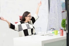 Stressed female freelancer screaming in shock, having serious computer problem. Royalty Free Stock Photos Stressed female freelancer screaming in shock, having serious computer problem. Royalty Free Stock Photos