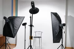 Studio vide de photo avec l'équipement photo libre de droits Studio vide de photo avec l'équipement photo libre de droits