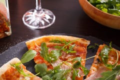 Stuk van Pizza royalty-vrije stock afbeeldingen Stuk van Pizza royalty-vrije stock afbeeldingen