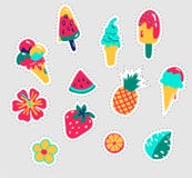 ställ in etikettssommaren Roliga klistermärkear planlägger vektorn i begrepp för sommarferier Sommaretiketter, logoer, hand drog stock illustrationer ställ in etikettssommaren Roliga klistermärkear planlägger vektorn i begrepp för sommarferier Sommaretiketter, logoer, hand drog stock illustrationer