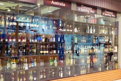 Suan luang Thailand 17 november 2018 alkoholiserat lager royaltyfria foton Suan luang Thailand 17 november 2018 alkoholiserat lager royaltyfria foton