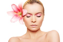 Summer spa woman with beauty pink make-up & flower royalty free stock images Summer spa woman with beauty pink make-up & flower royalty free stock images