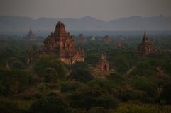 valley of the ancient pagodas in Bagan