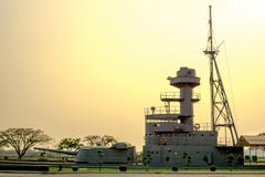 Super structuur van HTMS Thonburi, de oude Koninklijke Thaise zware Marine stock foto Super structuur van HTMS Thonburi, de oude Koninklijke Thaise zware Marine stock foto